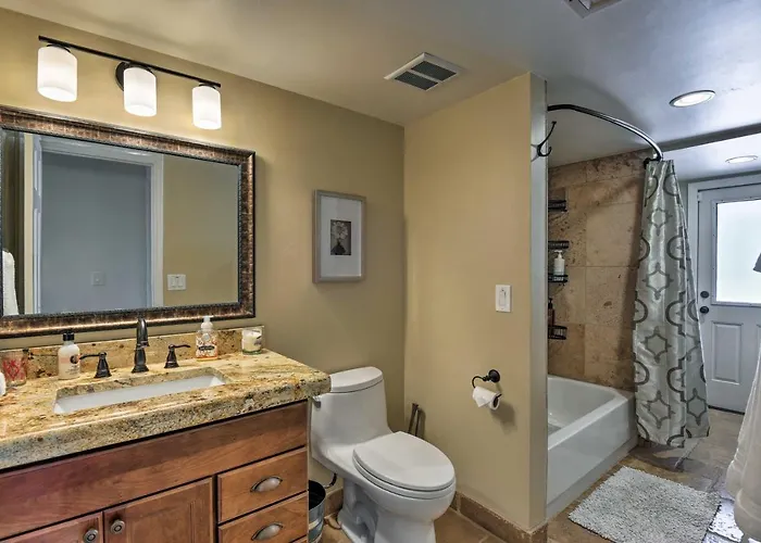 Oasis W/ Outdoor Bar & Pool! Scottsdale
